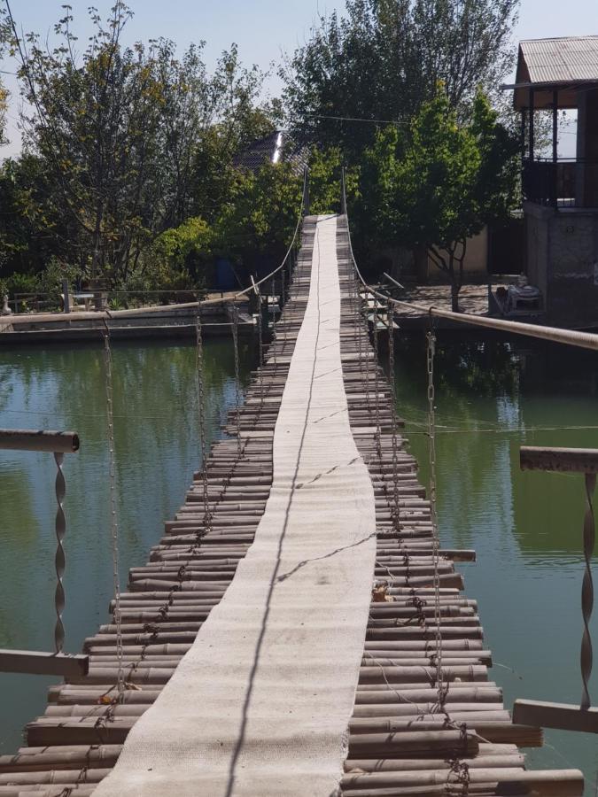 Amiran'S Lake Hotel Tbilisi Exterior foto